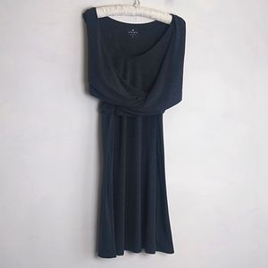 Athleta Womens Dress Sz Large Sleeveless Charcoal Gray Stretchy criss cross bust